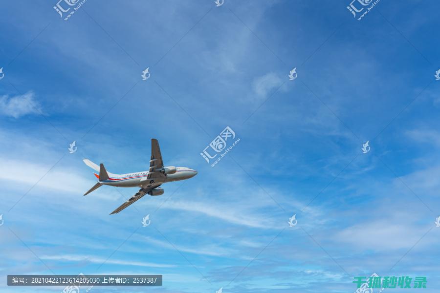 高空中的飞行梦想：每个人心中的蓝天之旅 (高空中的飞行与孤独)