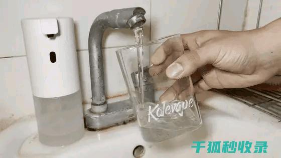 玻璃烟灰缸清洁技巧，吸烟更加优雅 (玻璃烟灰缸清洗方法)