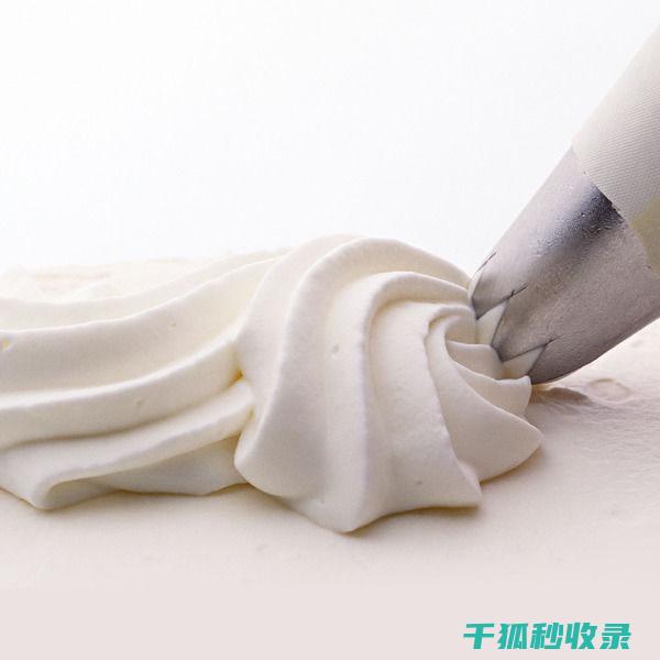 奶油打发稳定的小贴士，让你的蛋糕更加蓬松 (奶油打发稳定剂)