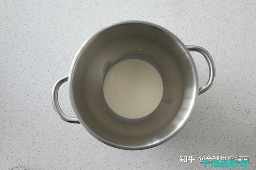 奶油打发稳定技巧，让你的甜点更加诱人 (奶油打发稳定小秘方)