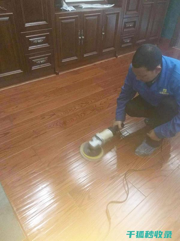 木地板保养：如何应对地板上的酱油渍 (木地板保养的最佳方法)